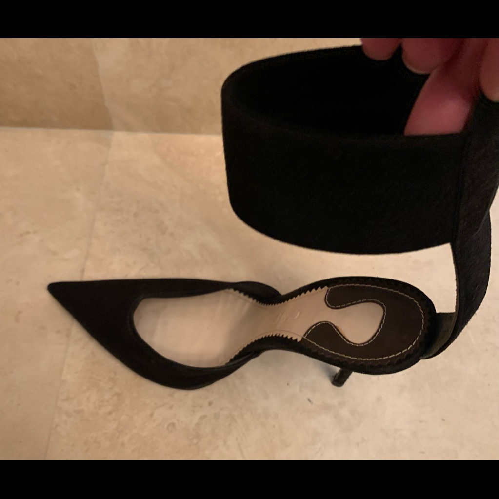 Chloe Pumps With Ankle Strap 36